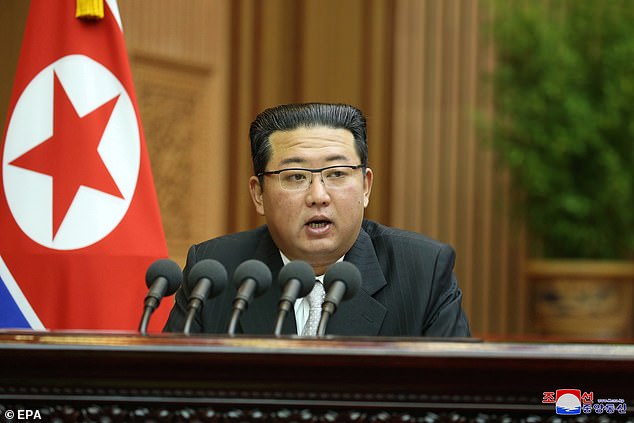 Le Nord a maintenant testé quatre armes en un mois alors même que Kim Jong Un ouvre la perspective de nouveaux pourparlers de paix avec le Sud