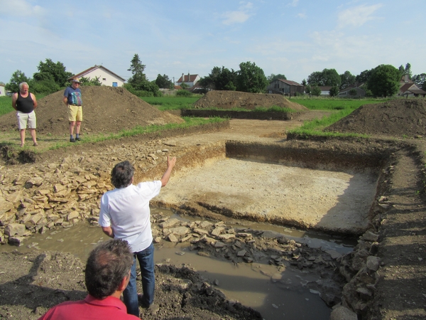 De nouvelles fouilles au pied du Mont Lassois ont révélé l'existence d'un canal dont l'usage reste mystérieux...