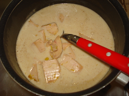 Des escalopes de Poulet, sauce au foie gras