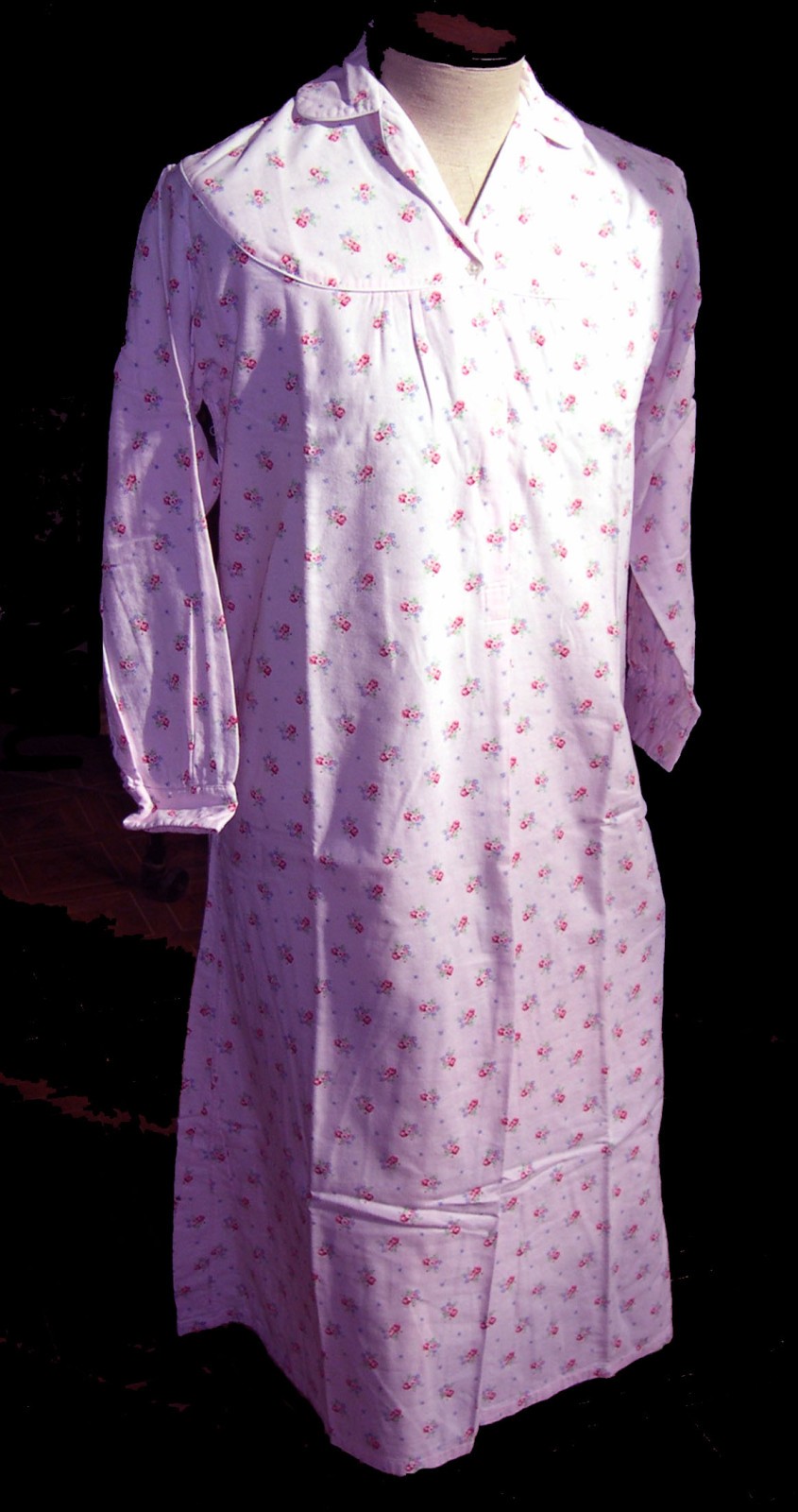 Chemise de nuit de grand-mère à fleurs en finette - Chemise de nuit