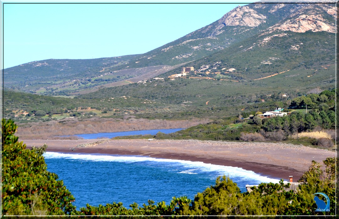 Sur la route côtière de Galéria Calvi