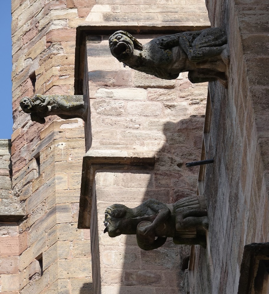 La cathédrale Notre-Dame de l'Assomption de Rodez : les gargouilles...