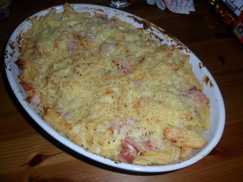 *** Gratin de macaronis au jambon et parmesan ***