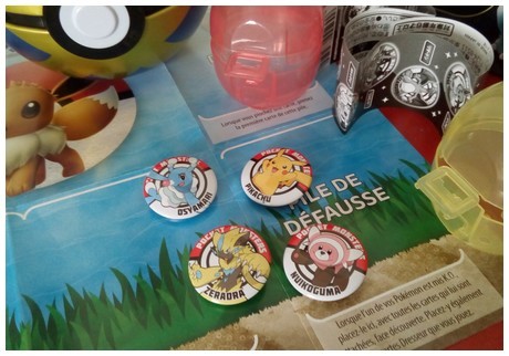 へ Gashapon Badge Pokémon