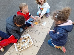 maternelle : classe dehors du mois de juin