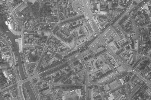 Abbeville - Centre-ville en 1971, vue d'ensemble (remonterletemps.ign.fr)