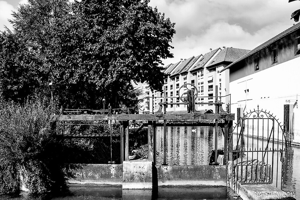 Annecy, c'est de l'eau, c'est des fleurs... - 1 -