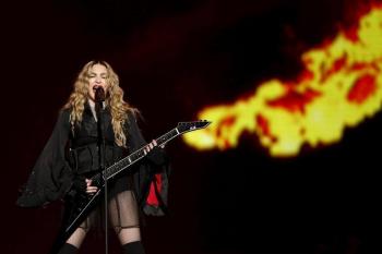 Rebel Heart Tour - 2015 12 10 Paris (29)