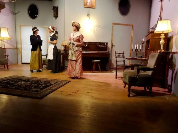 "L'affaire Tringlet-Patifon", le nouveau théâtre estival de la Compagnie des Gens...