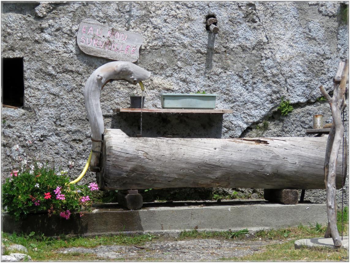 LE  BARRAGE  DE  ROSELEND  SAVOIE 
