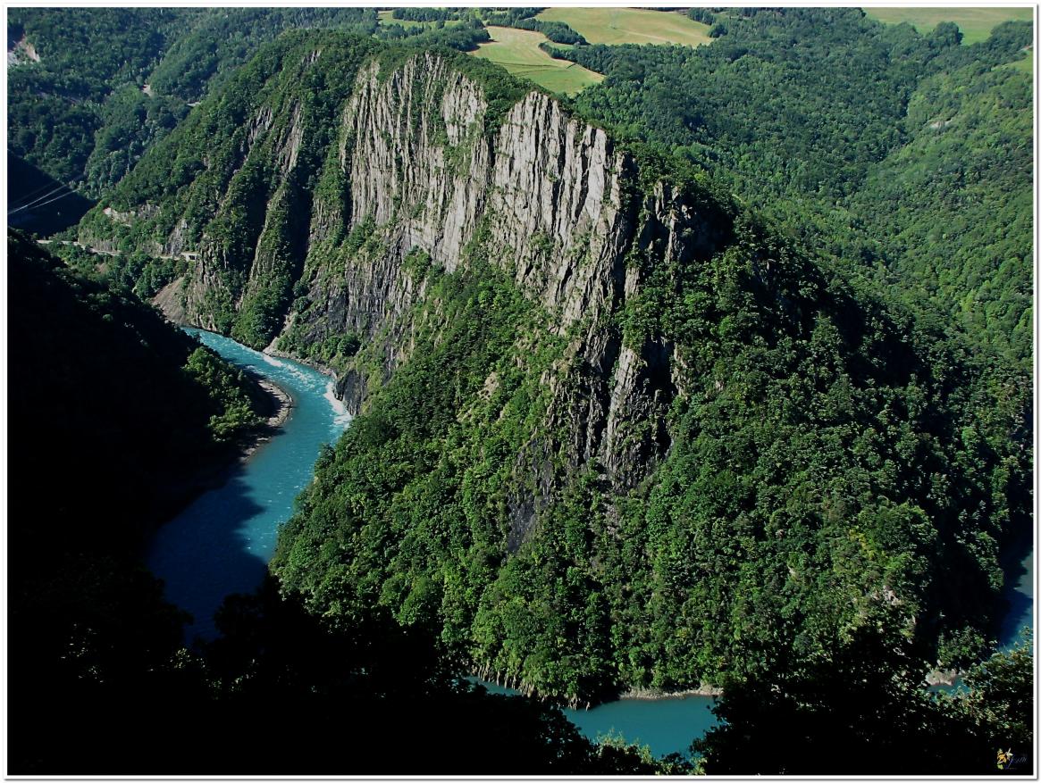 SUITE LE LAC DE MONTEYNAR