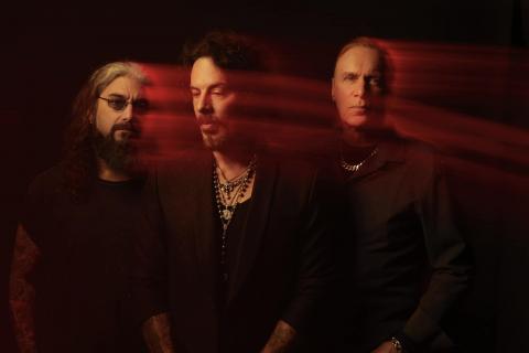 THE WINERY DOGS - "Xanadu" Clip