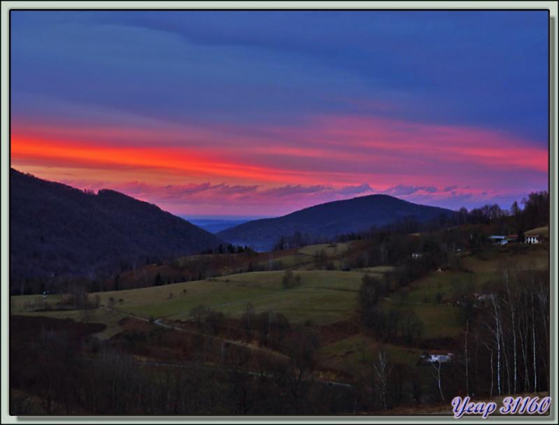 Hier 07/01/2011: coucher de soleil d'Apocalypse - Lartigau - Milhas - 31