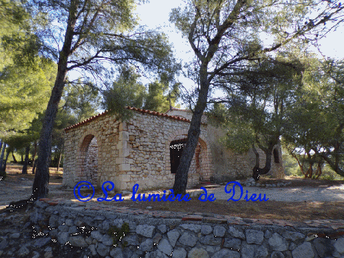 Carry le rouet, la chapelle Notre-Dame du Rouet