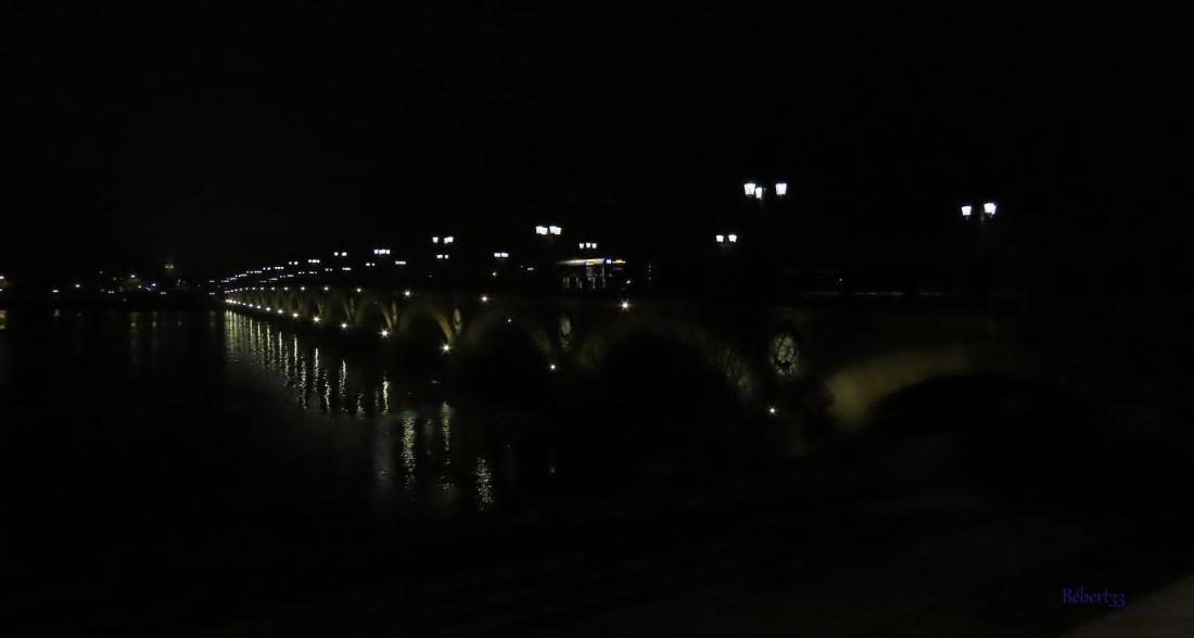Reflets à Bordeaux