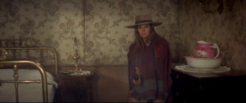 UN COLT POUR 3 SALOPARDS