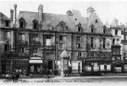 LES REMPARTS DE FONTAINE-ETOUPEFOUR (Calvados)