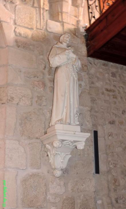 Usson sur Forez (42)  l'église