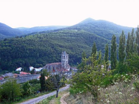 Sur les hauteurs d'une vallée âpre - Le Tour du Vallespir - Etape 3 : Saint-Guillem - Prats-de-Mollo  15 kms.
