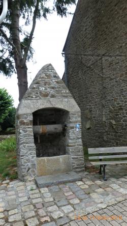 Lanvallay par les puits et fontaines...