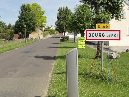 Bourg-le-Roi ( Sarthe )