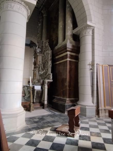 Cassel, collégiale Notre-Dame de la crypte