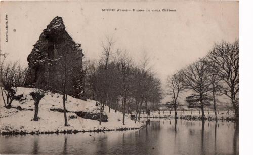 LES REMPARTS DE MESSEI (Orne)