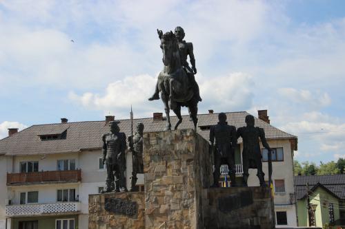La légende urbaine des statues équestres