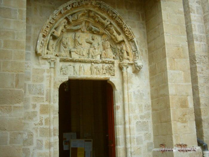 la Collégiale notre-dame d'Uzeste (gironde)