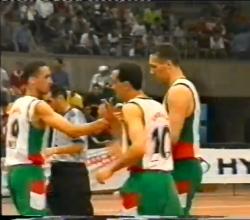 1997-1998  MCA perd la Finale de la Coupe d'Algérie