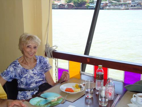 Jacqueline en Thaïlande 2012