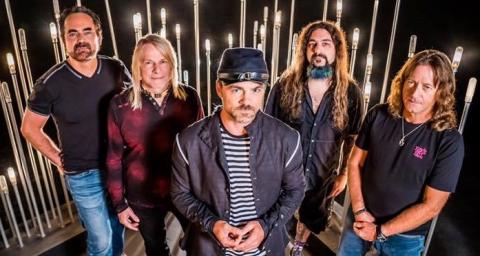 FLYING COLORS - Les détails du nouvel album Third Degree ; "More" Clip