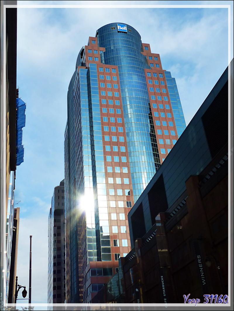 Belles architectures de verre et d'acier - Montréal - Québec - Canada