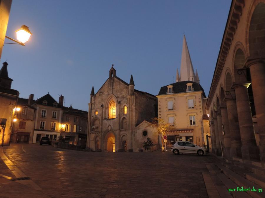 Airvault le village -5