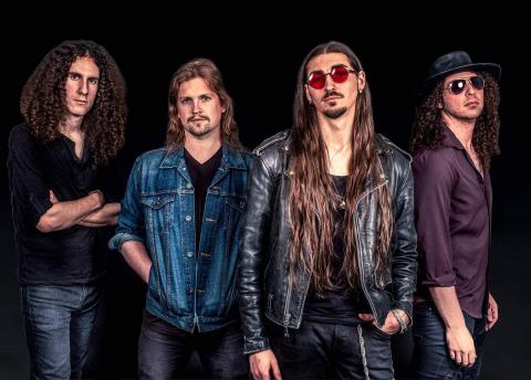IN/VERTIGO - Les détails du premier EP Sex, Love & Chaos ; "The Night" Clip