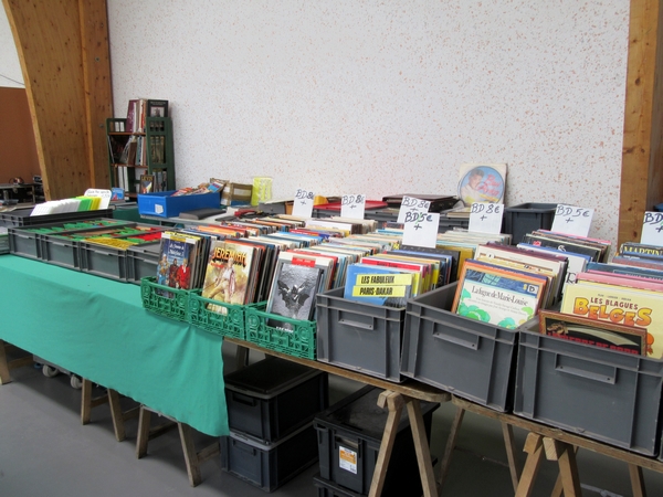 Le salon "Arts et saveurs", organisé par le Lions Club de Châtillon sur Seine, a eu un immense succès salle Luc Schréder...