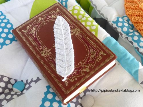 Mon marque page "plume"