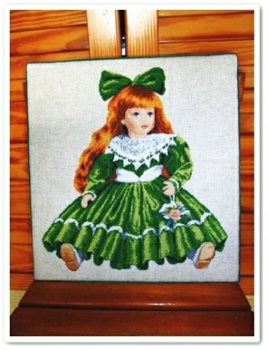 poupee-en-robe-verte-fin-montage.jpg