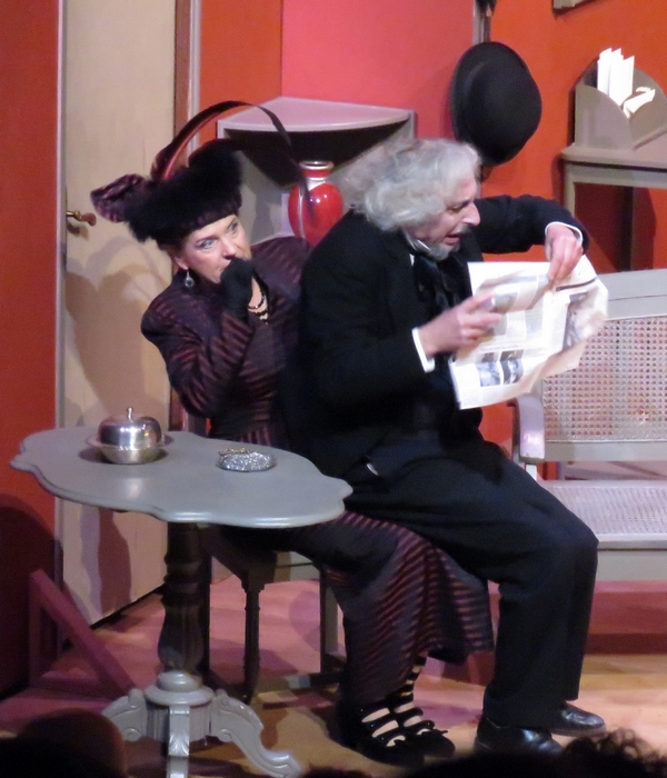 "Un fil à la patte" de Georges Feydeau, mis en scène et interprété par la Compagnie des Gens, a eu un très grand succès...