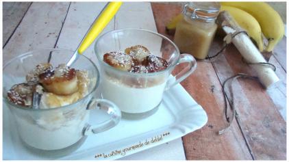 PANACOTTA À LA NOIX DE COCO ET À LA BANANE