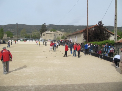 VALVIGNERES LE LUNDI 9 AVRIL 2012