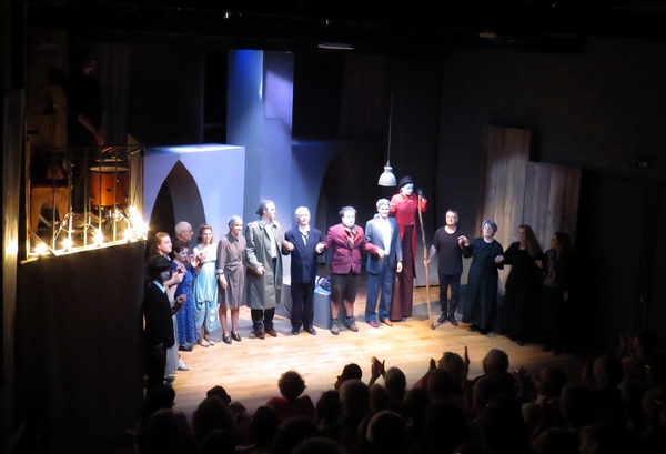 "Fais le tour...", une adaptation géniale de Peer Gynt d'Henrik Ibsen, par la Compagnie de Gens, a enchanté l'été Châtillonnais 2018...