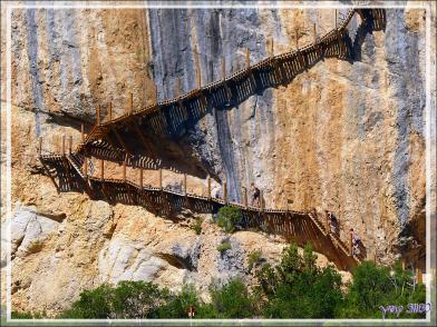  Mont Rebei : ce que je n'aurai pas descendu et donc pas monté cette année, les "escaleras" - Aragon/Catalogne - Espagne