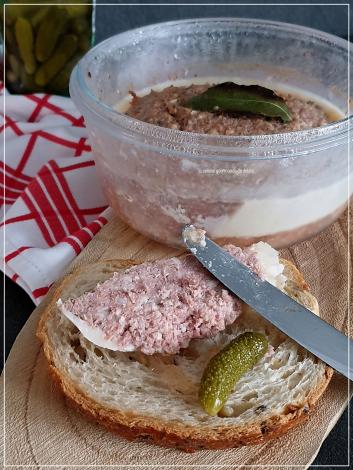 PÂTÉ A L'AIL FUMÉ