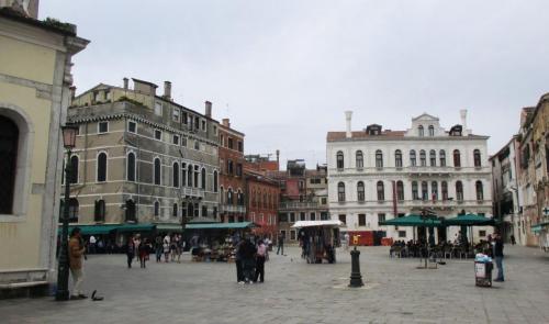 Le campo Santa Maria Formosa à Venise