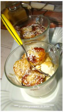 PANACOTTA À LA NOIX DE COCO ET À LA BANANE