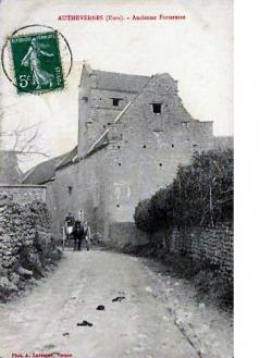 LES REMPARTS D'AUTHEVERNES (Eure)