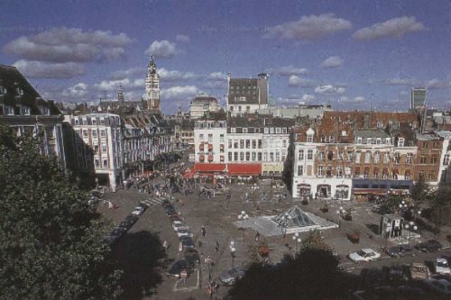 Place Rihour (Lille Actualités, 1995, N°1)(archives.lille.fr)