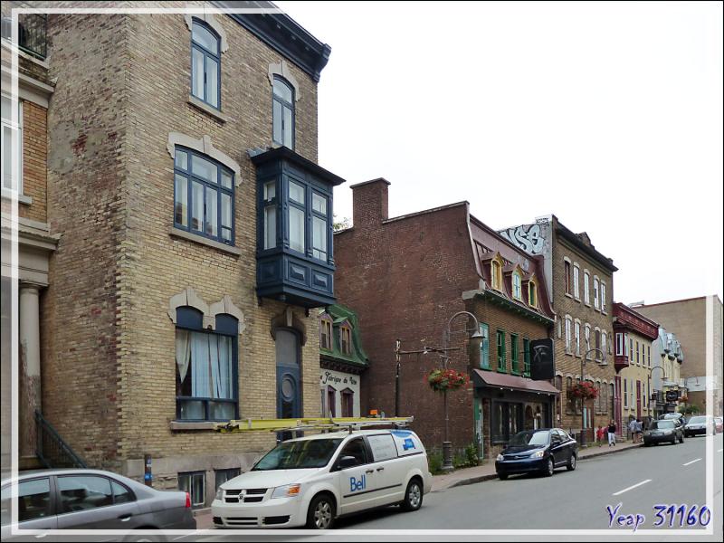 Balade pédestre dans les ruelles du Vieux Québec - Canada