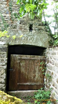 Lanvallay par les puits et fontaines...